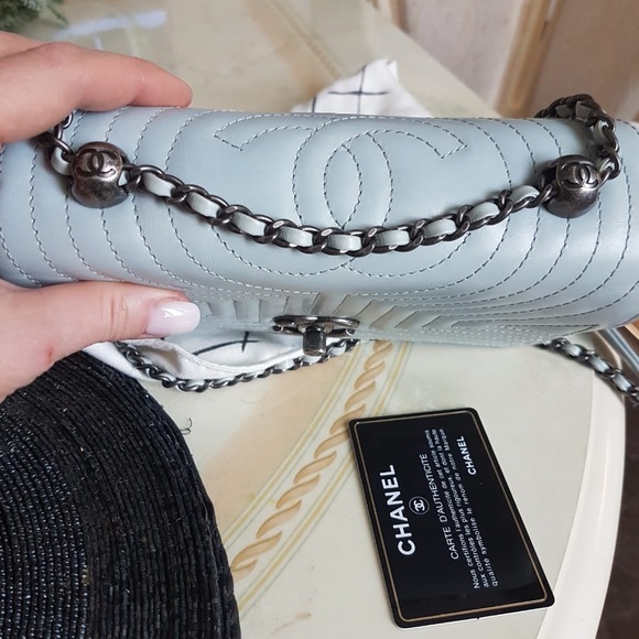 Gorgeous Chanel Bag.LAST PRICE❌ - Picture 3 of 8